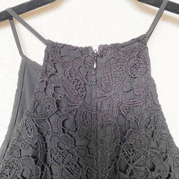 Aqua Sleeveless Black Lace Romper Size Medium - Picture 8 of 9